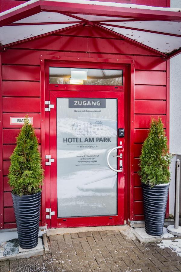 Hotel Am Park Reichenbach im Vogtland Exterior photo